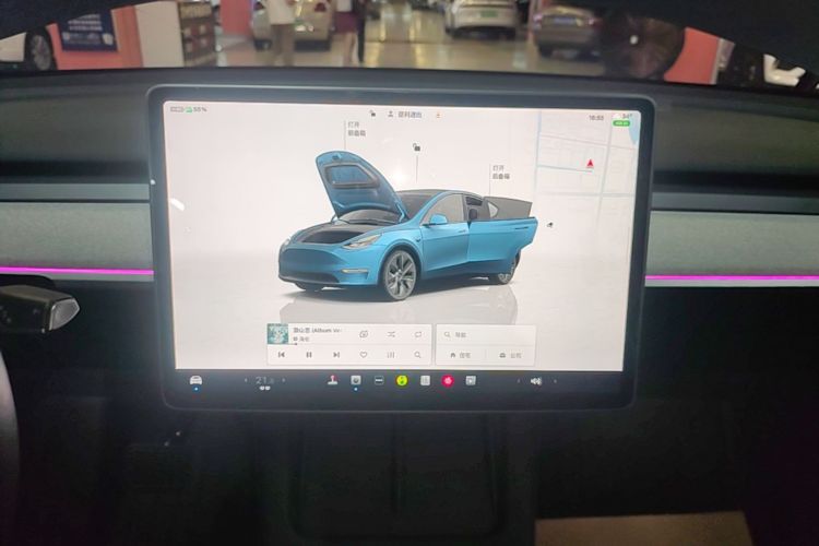 Tesla Model Y 2024 #13 Tesla Model Y 2024 car image #13