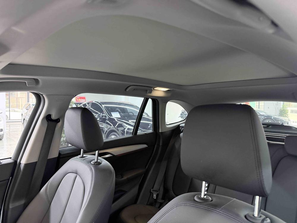 BMW X1 2019 car image #18