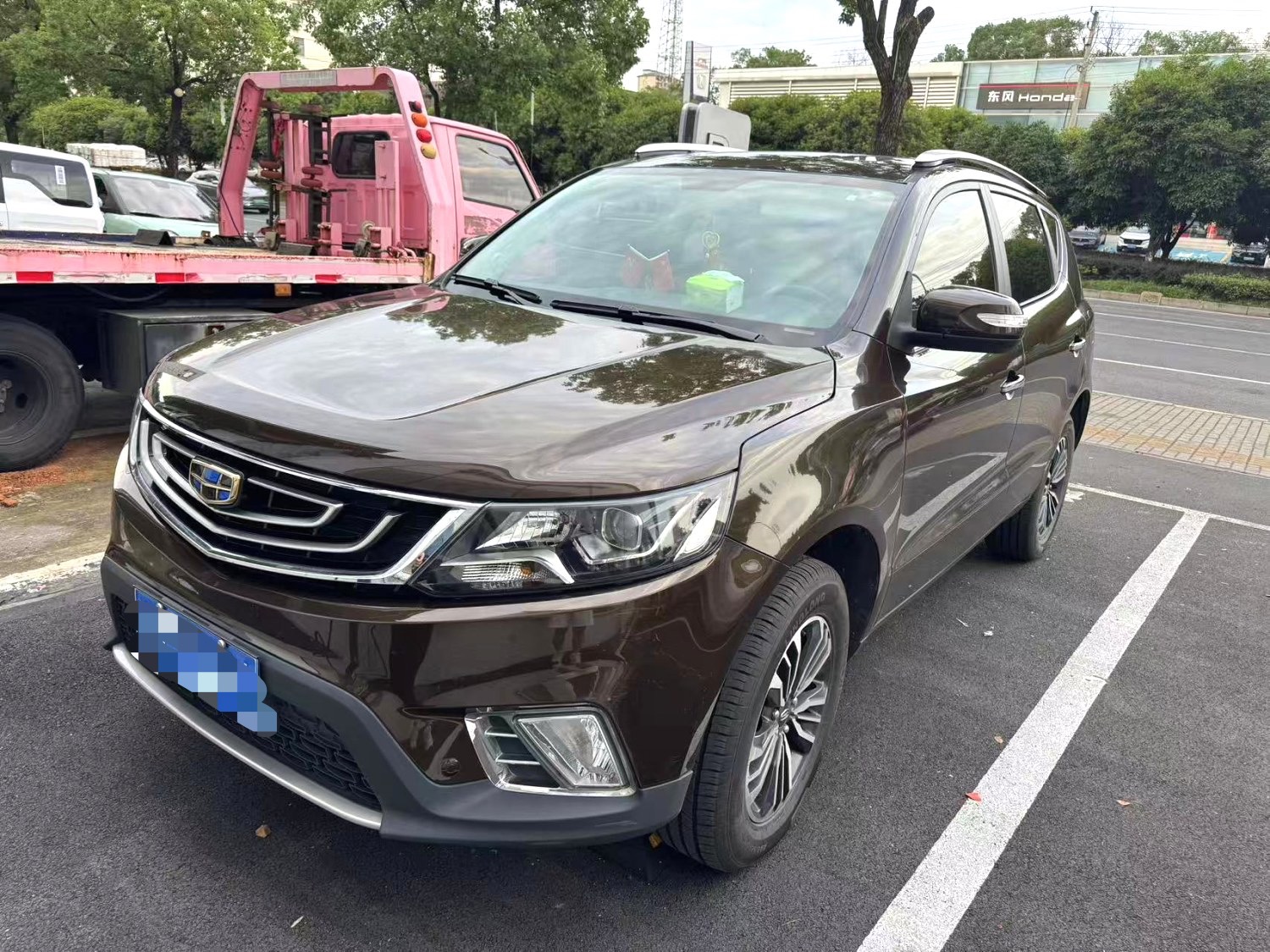 GEELY Vision X6 2017 car image 