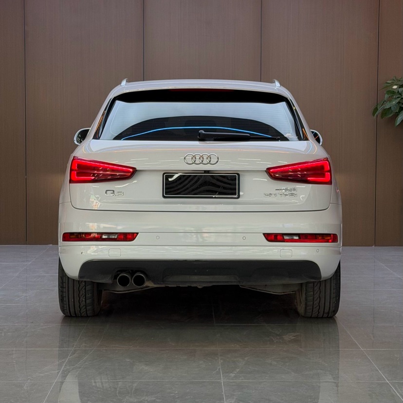 Audi Q3 2018 imagen de coche #8