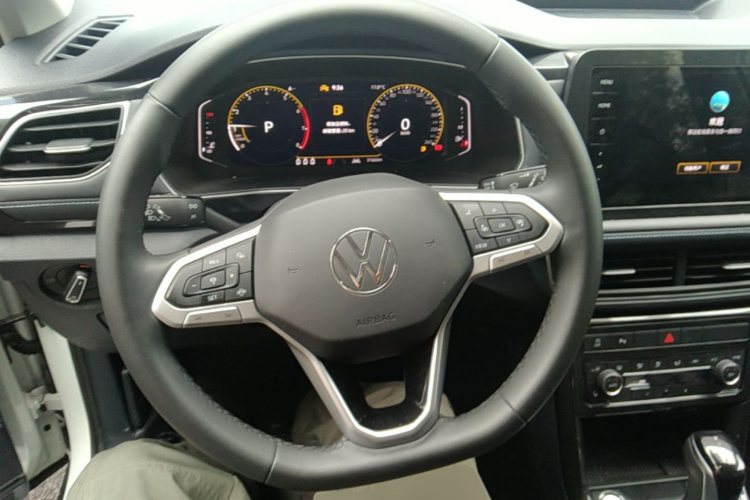 Volkswagen Tharu 2025 #11 Volkswagen Tharu 2025 immagine di auto #11