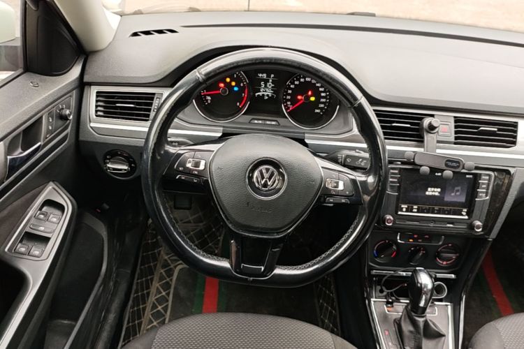 Volkswagen Bora 2018 #11 Volkswagen Bora 2018 car image #11