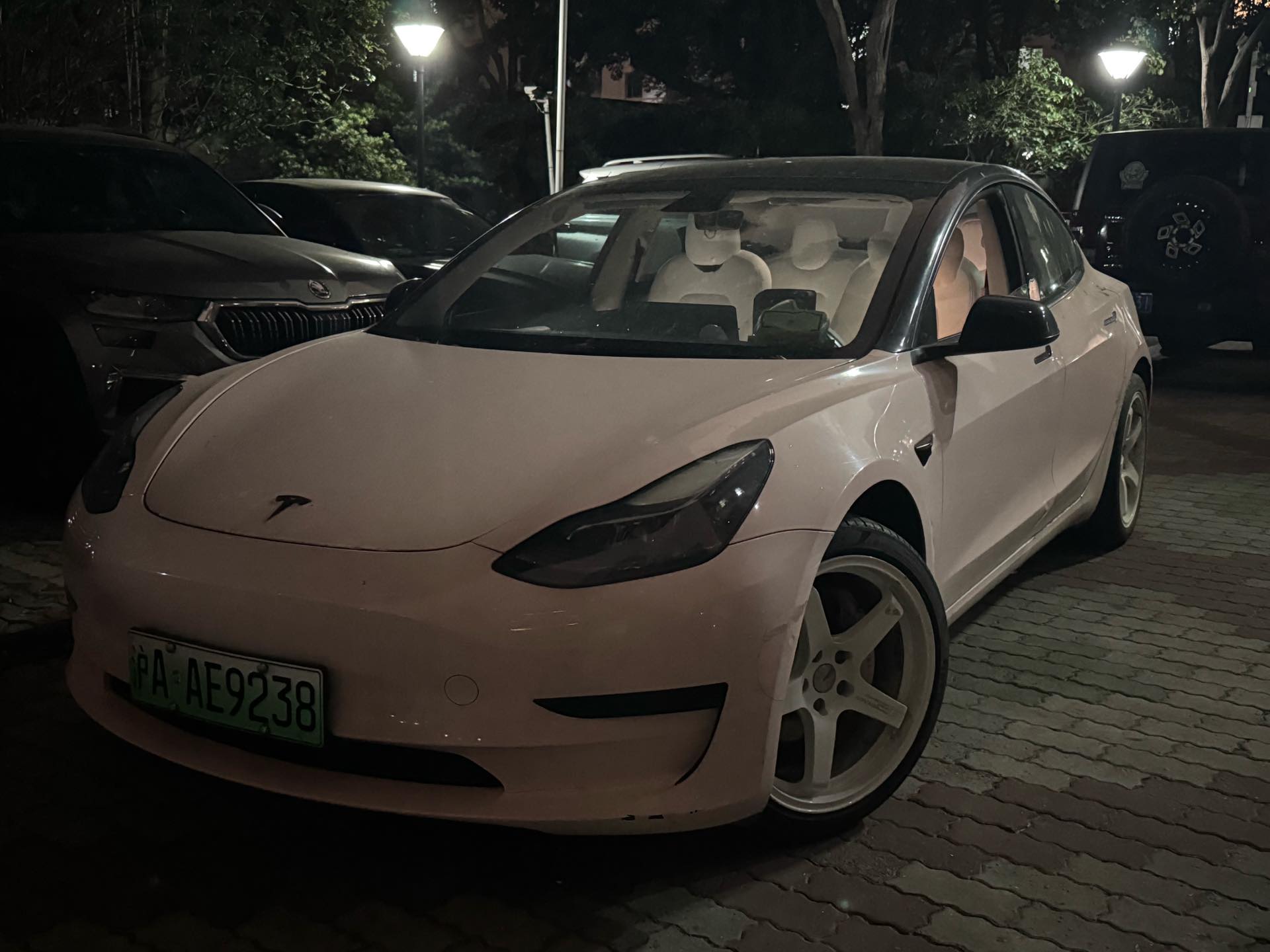 Tesla Model 3 2022 car image 
