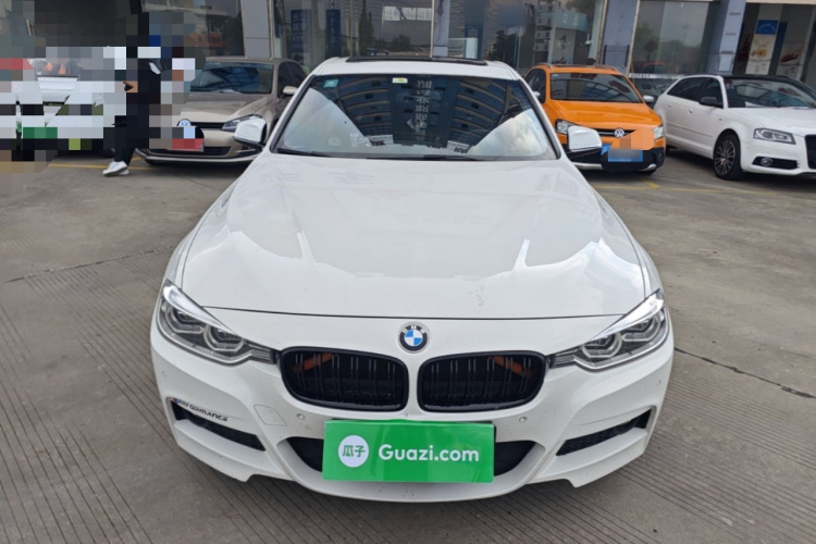 BMW 3 Series 2018 car image #3