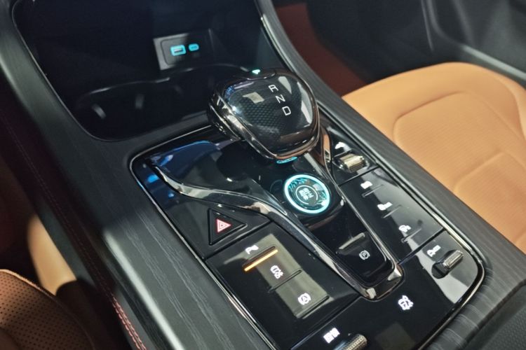 BYD Han 2022 car image #14