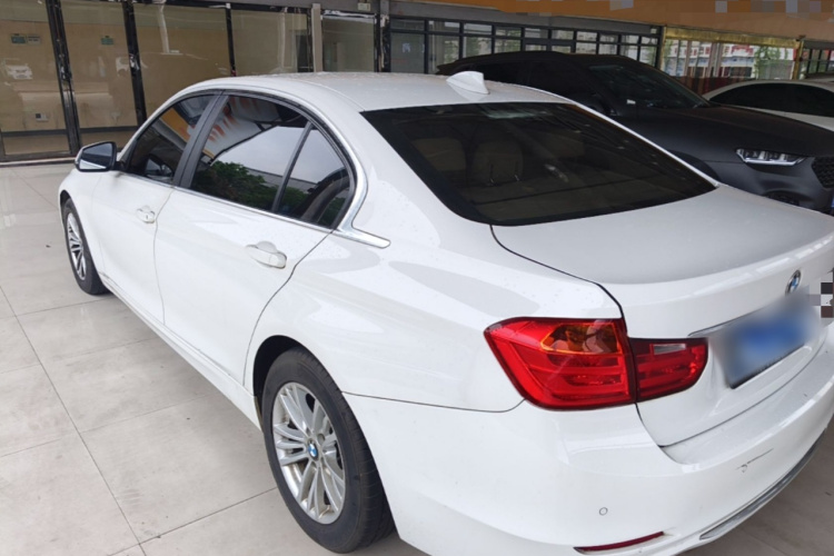 BMW 3 Series 2014 #5 BMW 3 Series 2014 car image #5