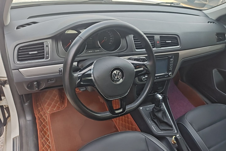 Volkswagen Lavida 2016 car image #11