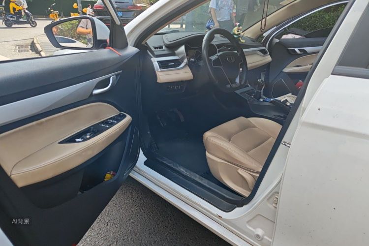 GEELY Emgrand 2018 car image #18