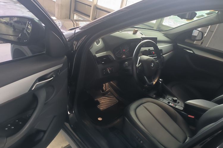 BMW X1 2016 car image #16