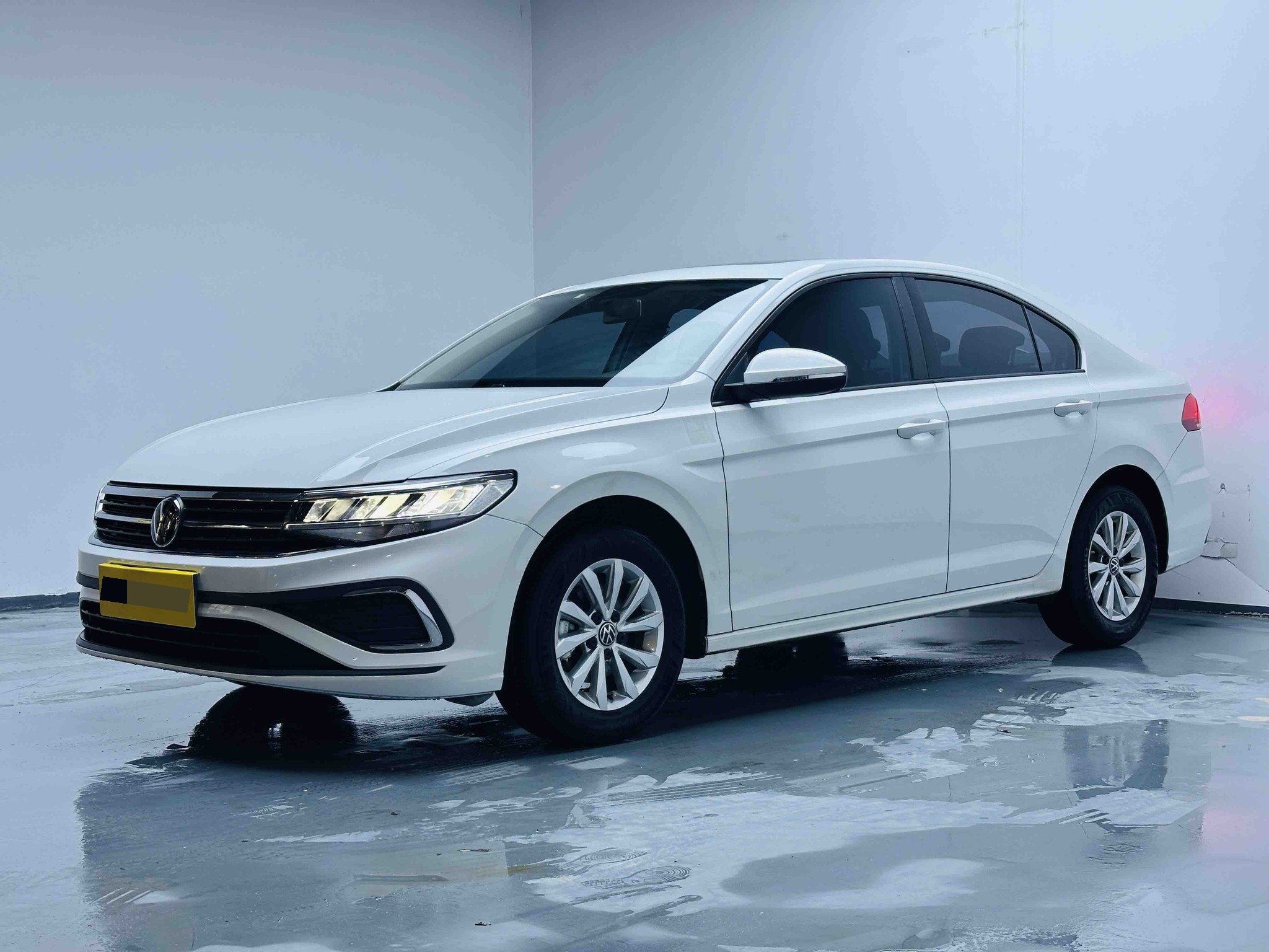 Volkswagen Bora 2023 car image 