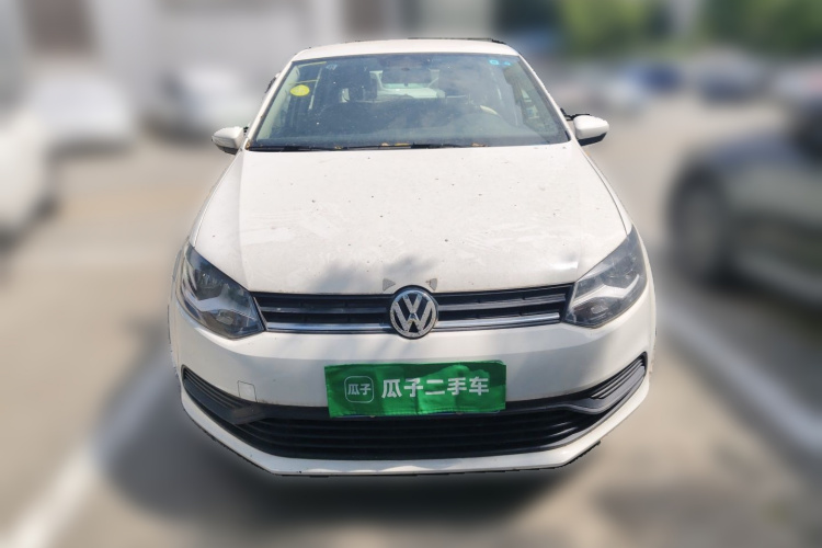 Volkswagen Polo 2018 car image #3