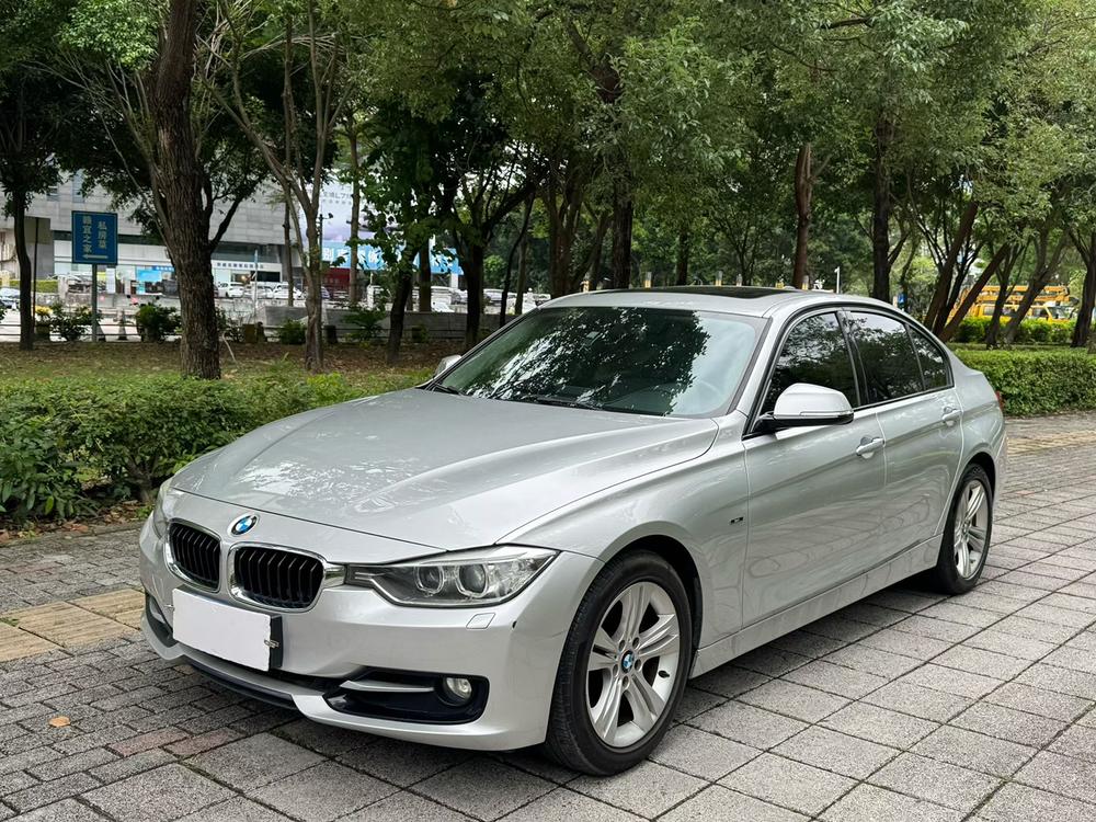 BMW 3 Series (Imported) 2012 car image 