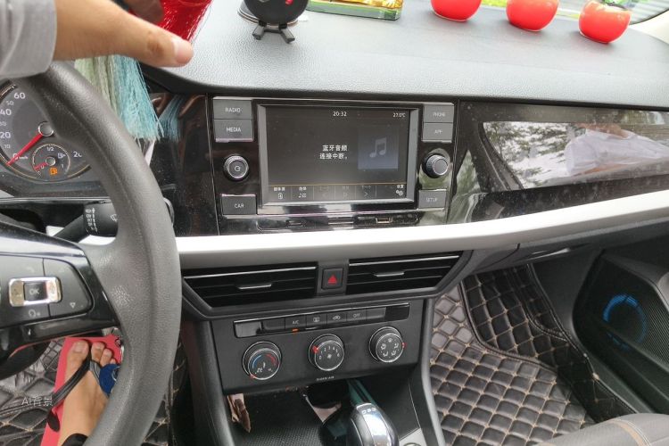 Volkswagen Lavida 2020 car image #15