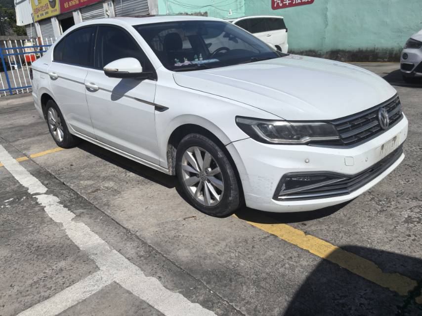 Volkswagen Bora 2019 image de voiture #3