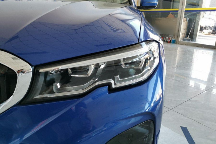 BMW 3 Series 2020 car image #7