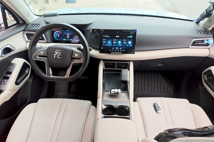 BYD YuanUP 2024 imagen de coche #10