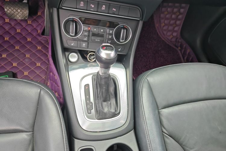 Audi Q3 2017 #14 Audi Q3 2017 car image #14