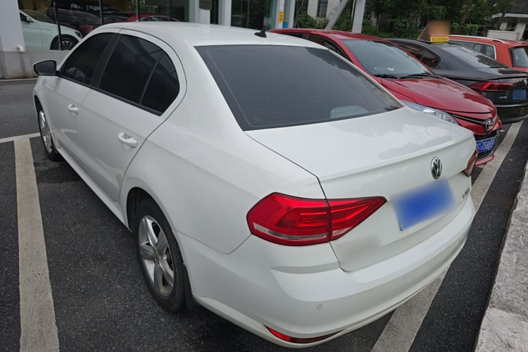 Volkswagen Lavida 2018 car image #5