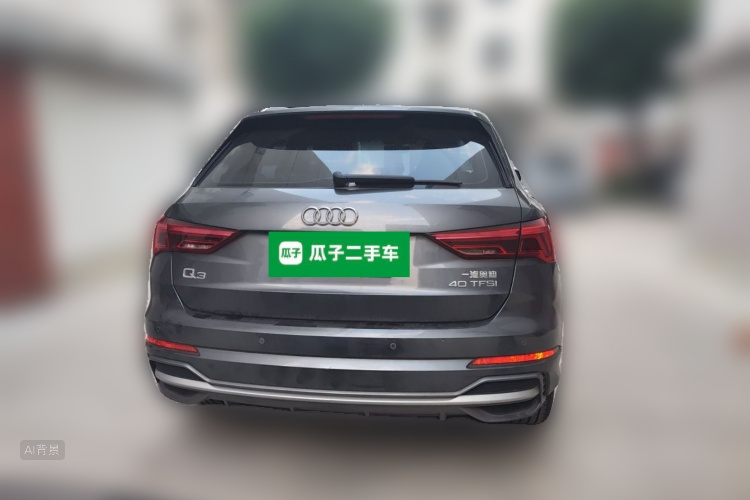 Audi Q3 2019 car image #6