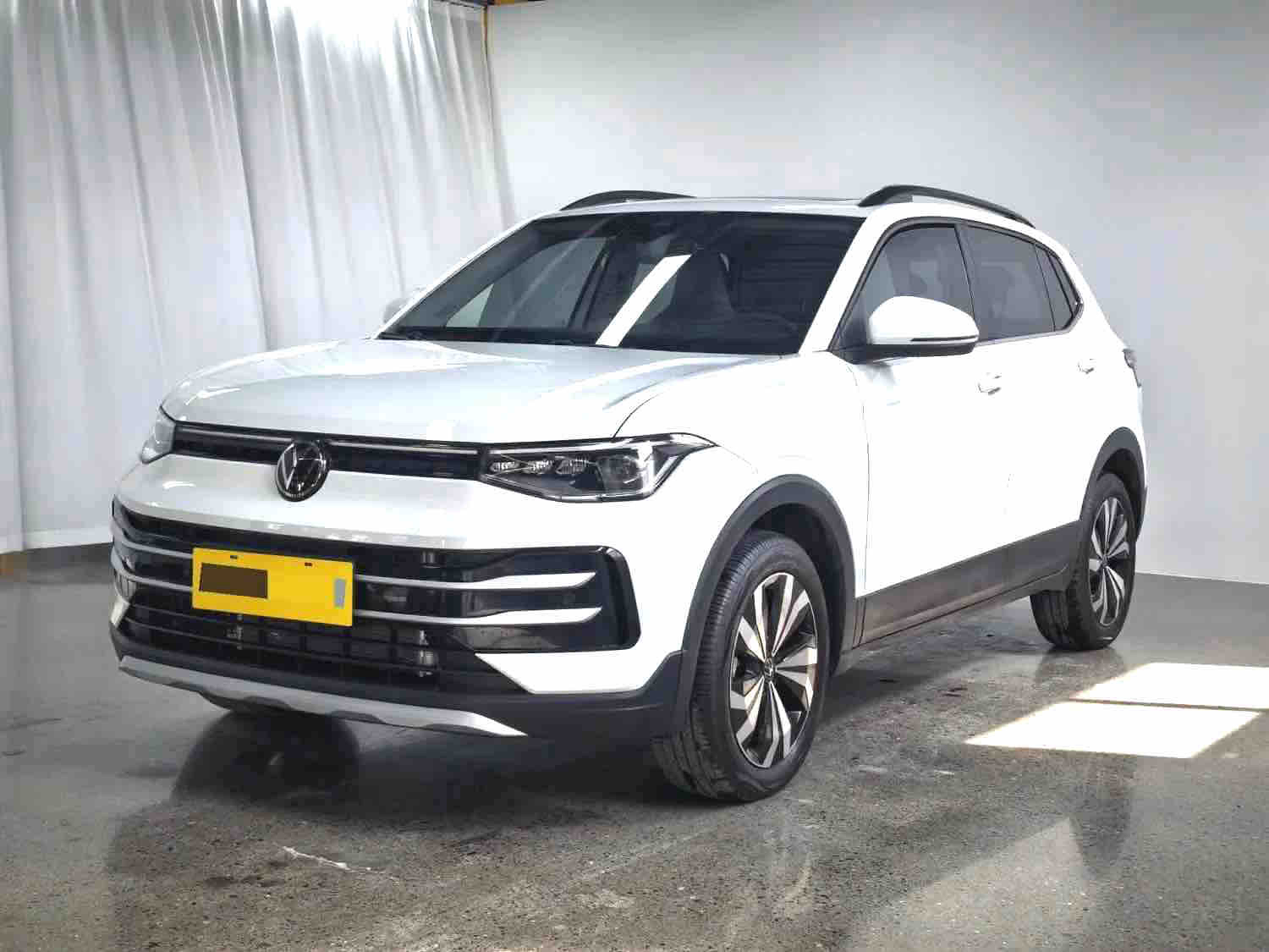 Volkswagen Tharu 2025 car image 