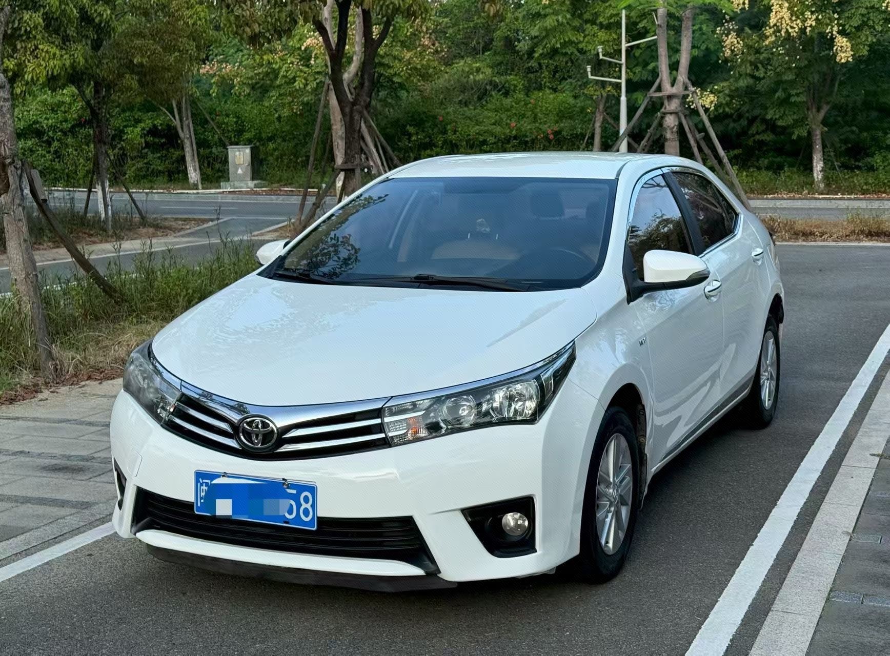 Toyota Corolla 2015 Toyota Corolla 2015 car image
