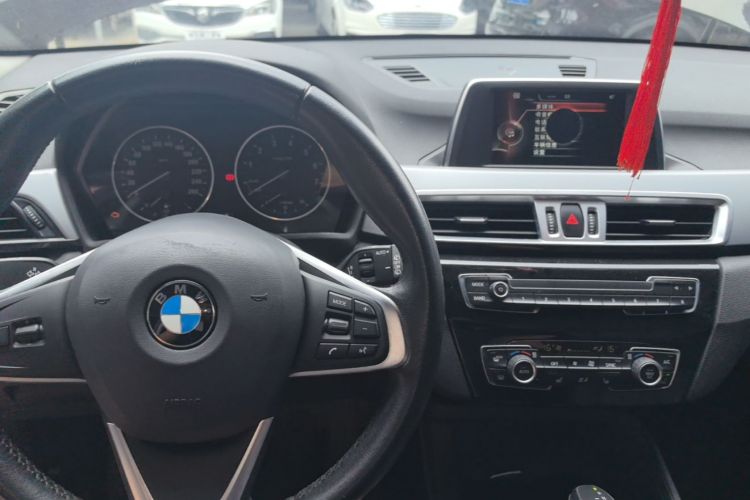 BMW X1 2016 car image #10