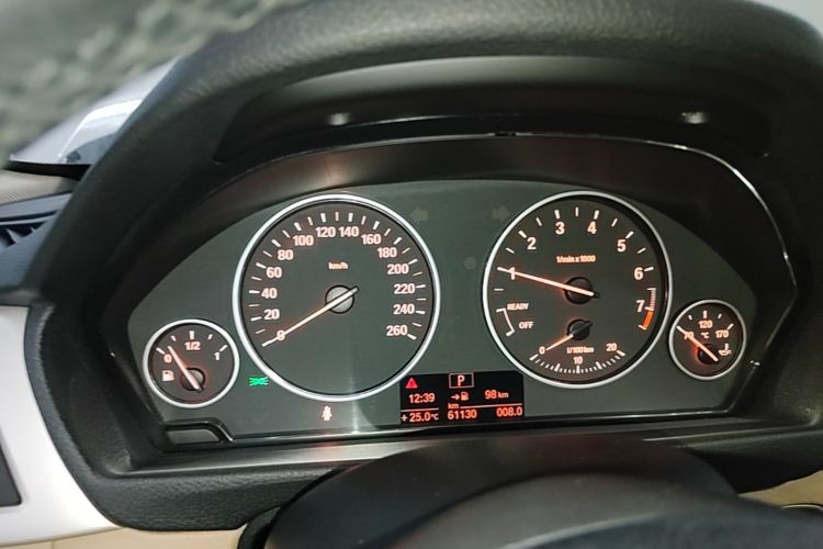 BMW 3 Series 2017 #12 BMW 3 Series 2017 imagem de carro #12