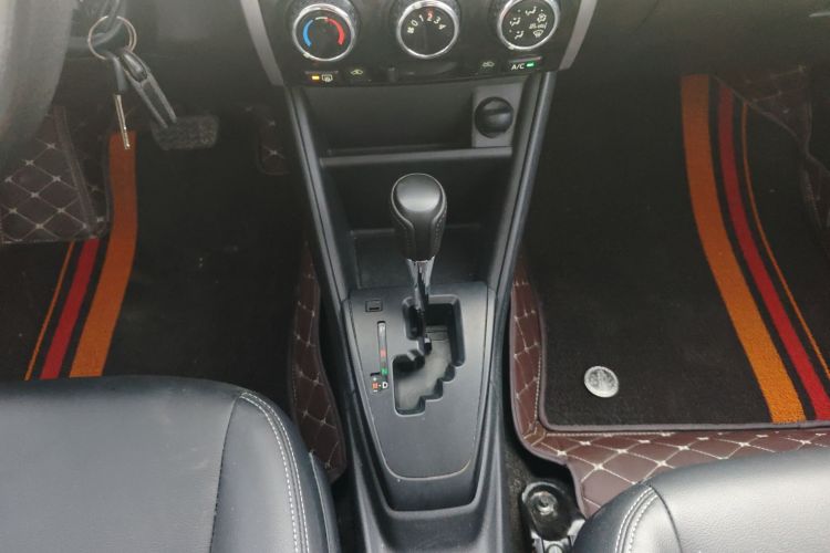 Toyota Vios 2020 immagine di auto #14