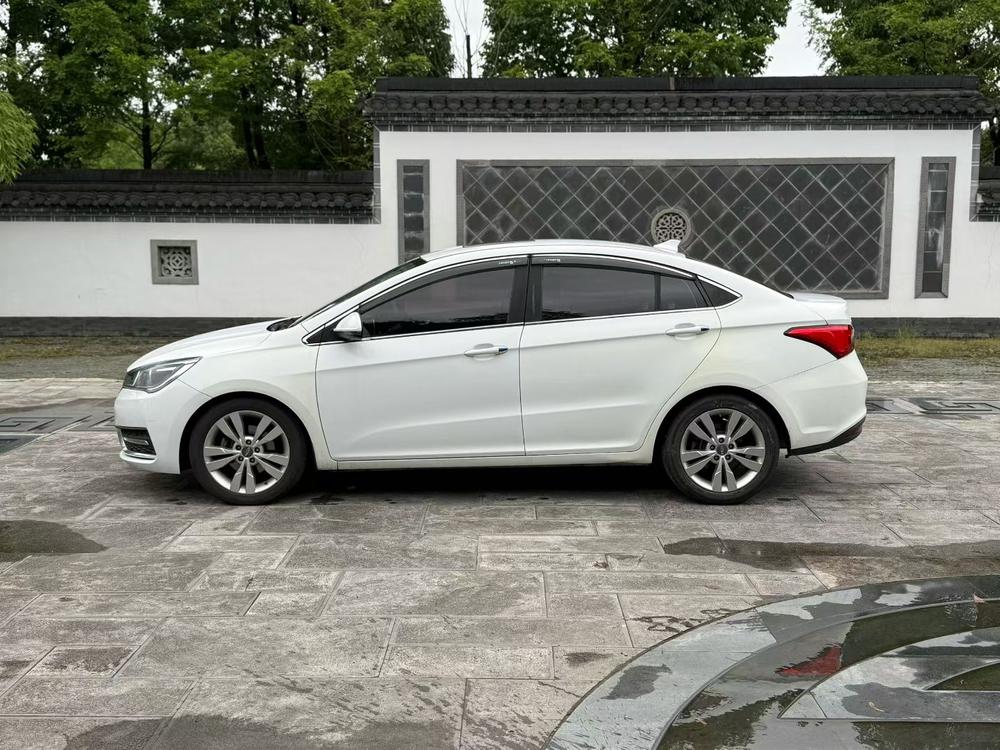 Chery Arrizo 5 2016 car image #3
