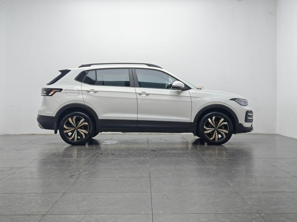 Volkswagen Tharu 2024 car image #8