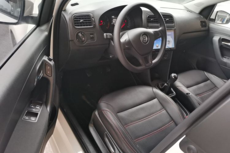 Volkswagen Polo 2016 #16 Volkswagen Polo 2016 car image #16