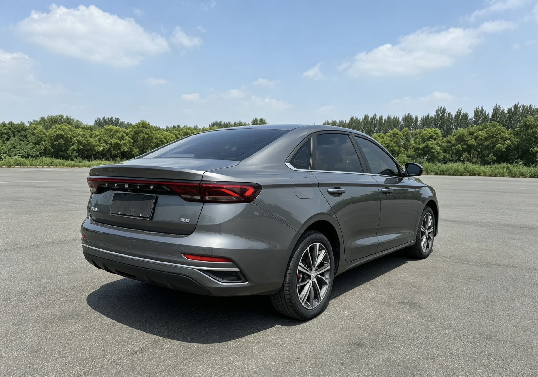GEELY Emgrand 2022 immagine di auto #4