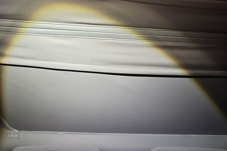 Tesla Model Y 2022 car image #20