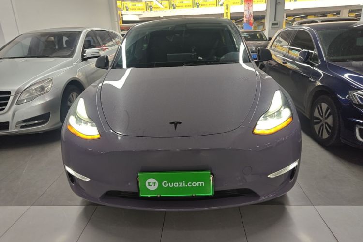 Tesla Model Y 2022 #3 Tesla Model Y 2022 car image #3