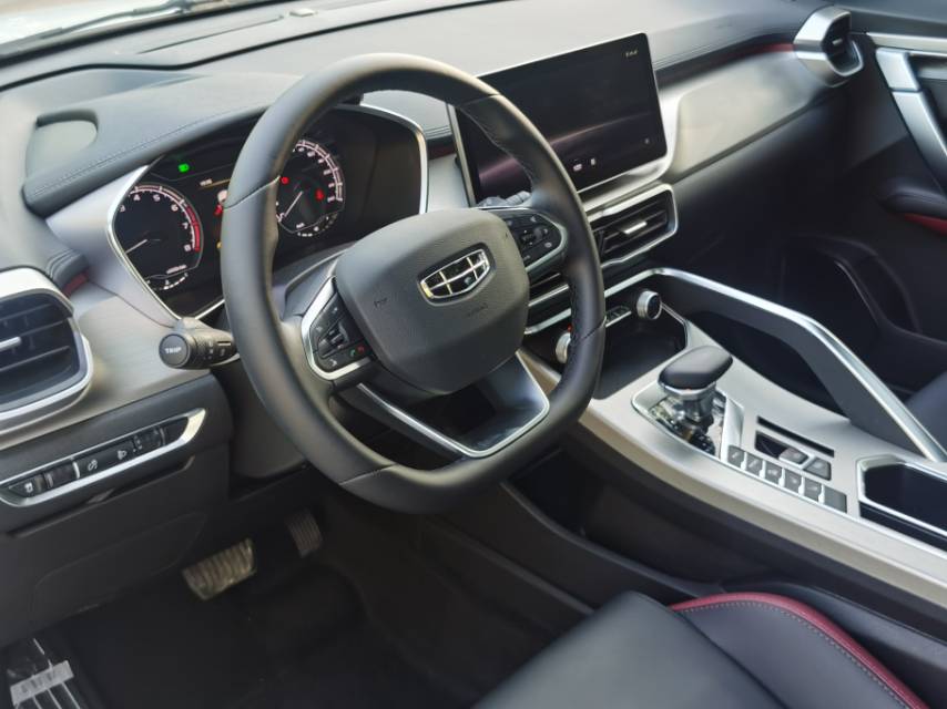 GEELY Coolray 2022 image de voiture #5