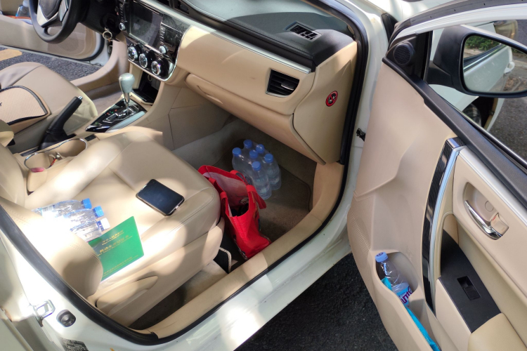 Toyota Corolla 2015 car image #23