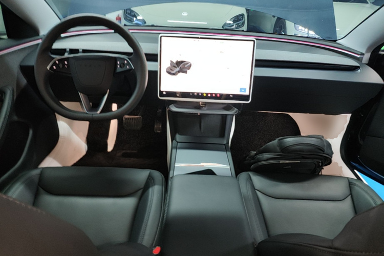 Tesla Model 3 2024 #11 Tesla Model 3 2024 car image #11