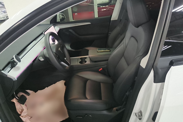 Tesla Model Y 2024 #15 Tesla Model Y 2024 car image #15