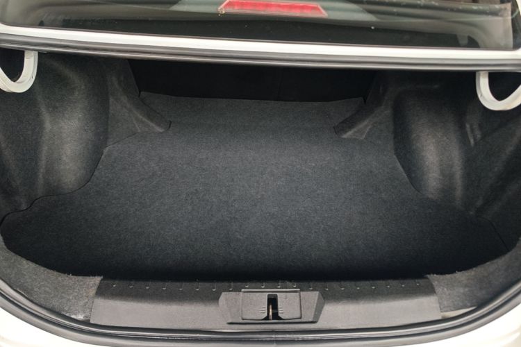 GEELY Emgrand 2021 car image #19