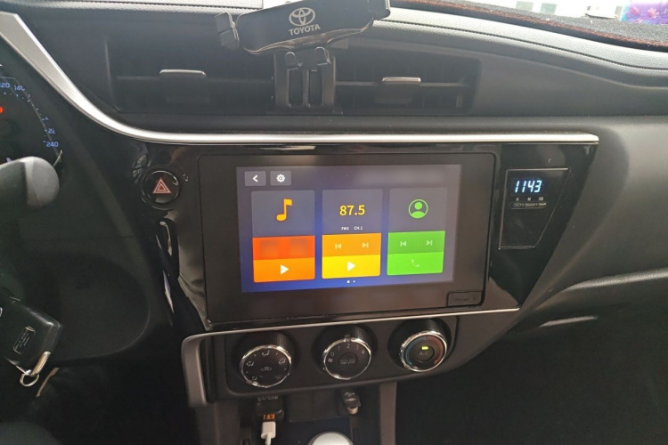 Toyota Corolla 2019 #17 Toyota Corolla 2019 car image #17