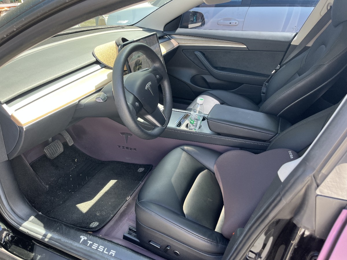 Tesla Model 3 2021 car image #3