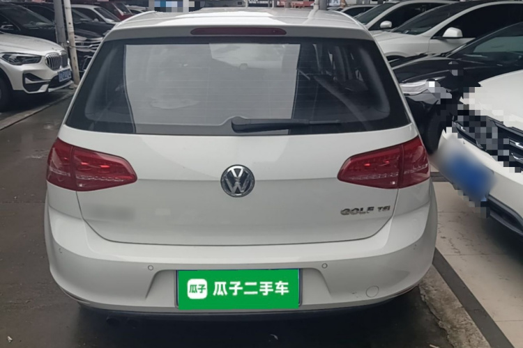 Volkswagen Golf 2015 car image #6