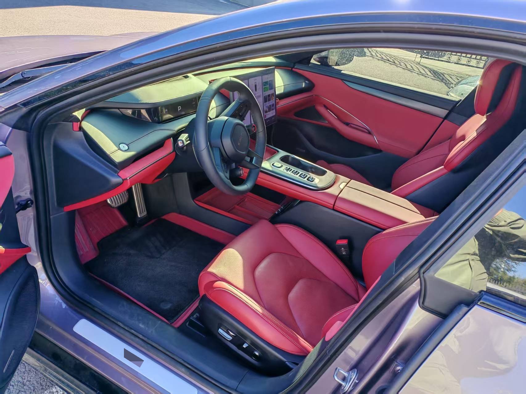 2025 car image #4