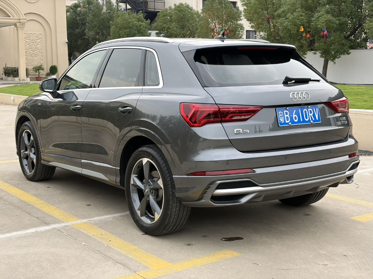 Audi Q3 2021 immagine di auto #5