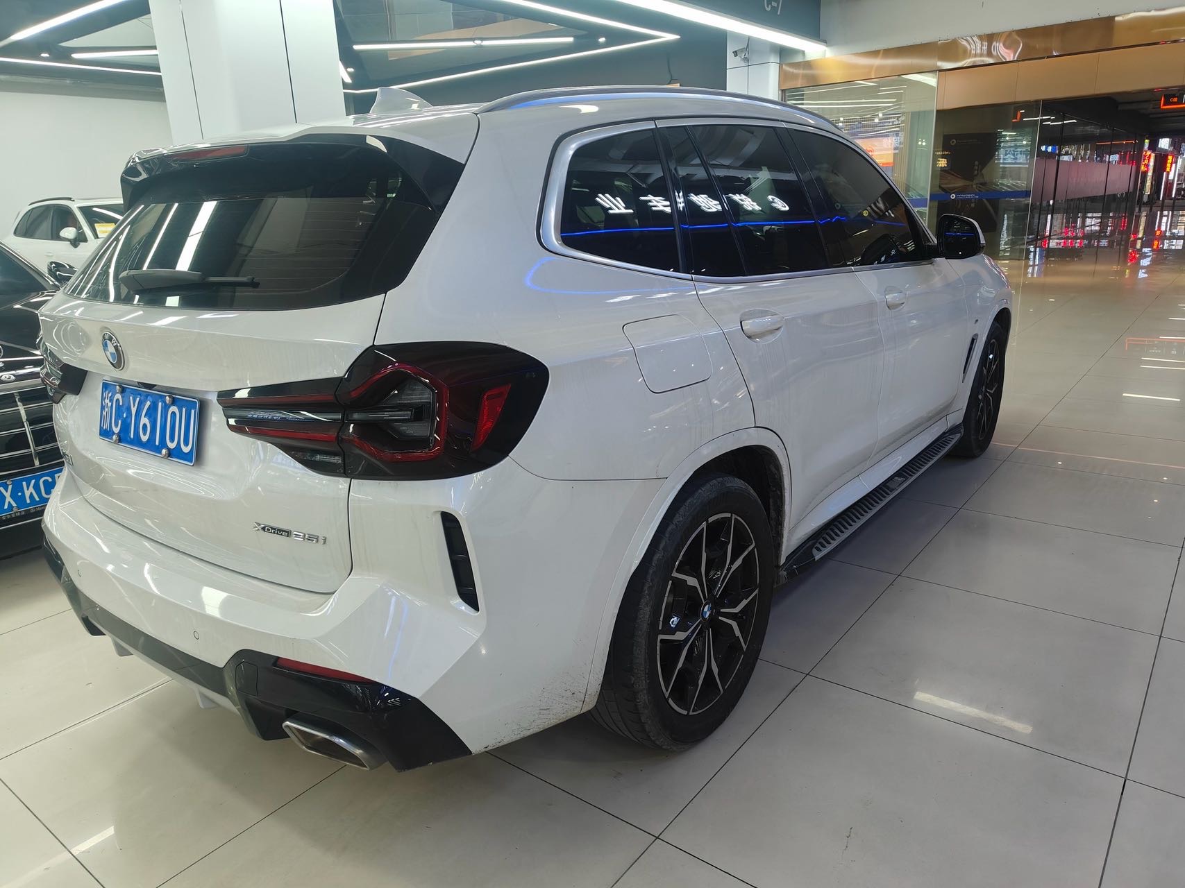 BMW X3 2024 car image #2
