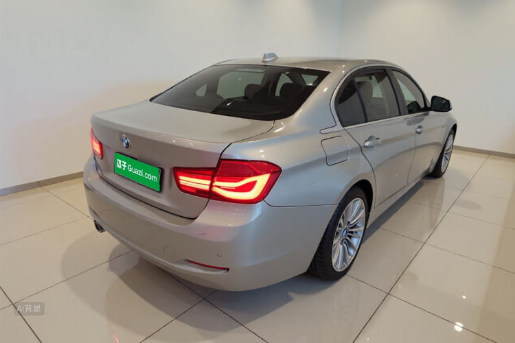 BMW 3 Series 2019 #7 BMW 3 Series 2019 car image #7