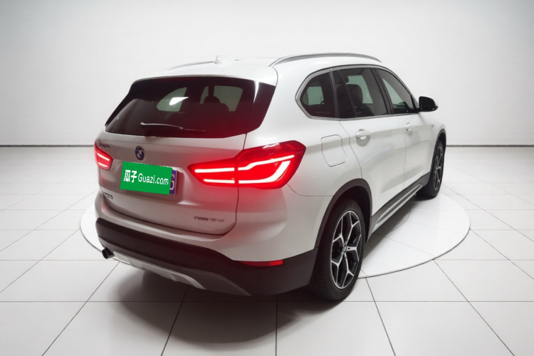 BMW X1 2019 #7 BMW X1 2019 car image #7