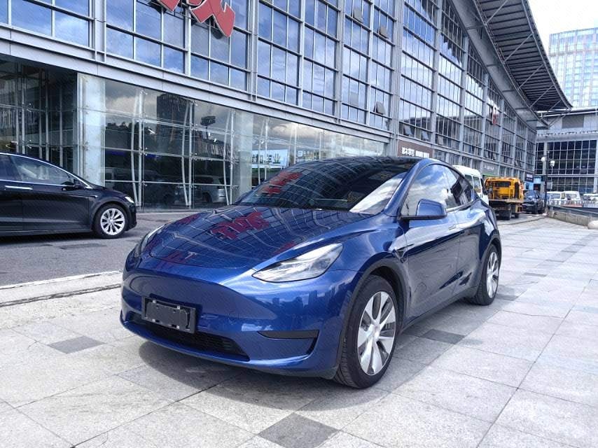 Tesla Model Y 2021 car image 