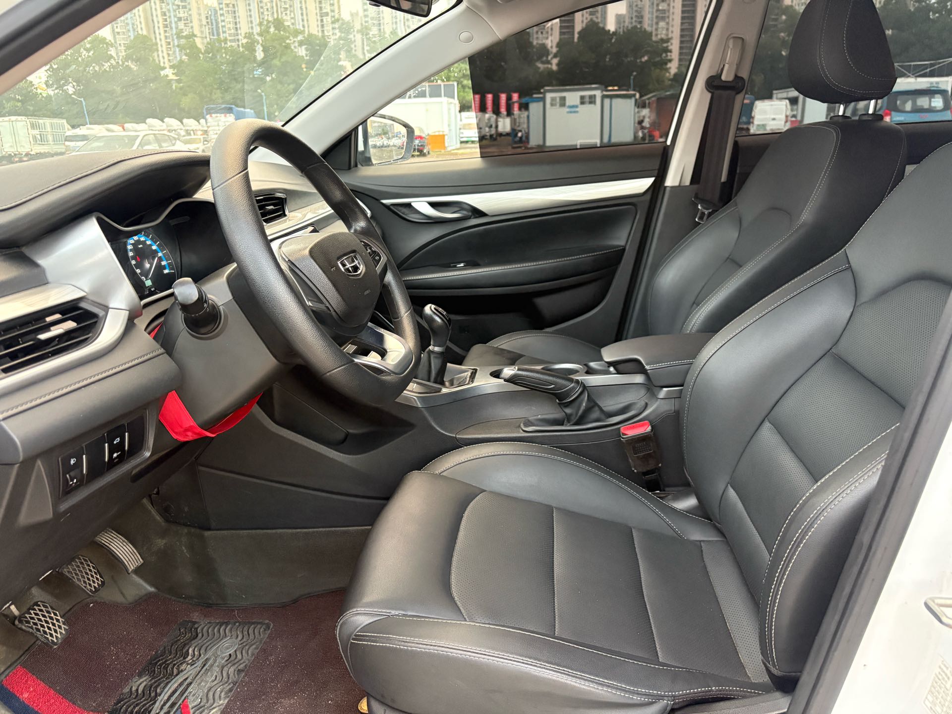 GEELY Emgrand 2021 #8 GEELY Emgrand 2021 car image #8