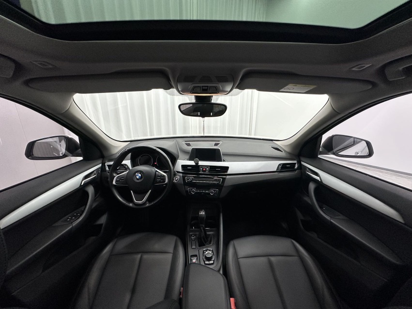 BMW X1 2018 #7 BMW X1 2018 صورة سيارة #7
